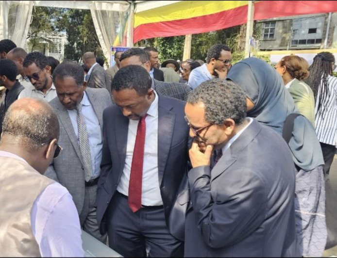የአዲስ አበባ ዩኒቨርሲቲ፤ ለተመራቂዎችና ለሥራ ፈላጊዎች እያካሄደ ያለውን የምርምር እና የሥራ መድረክ